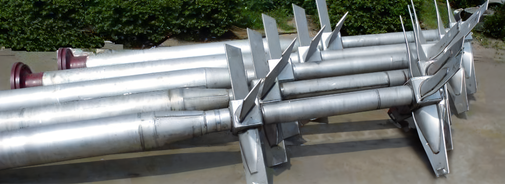 Extra long agitator