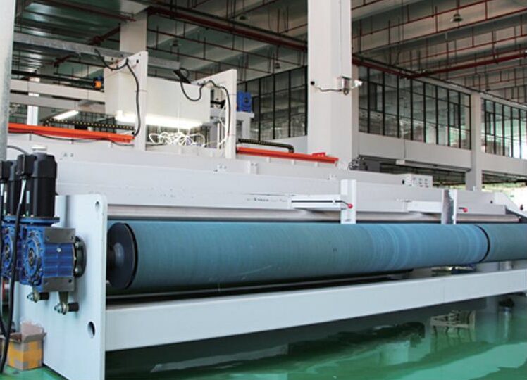 Cloth cut to width on the line