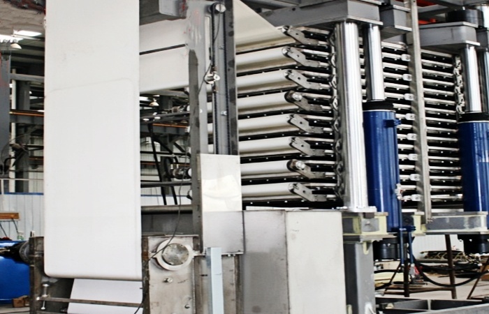 How Filter Presses for Sludge Treatment Optimize Dewatering Efficiency