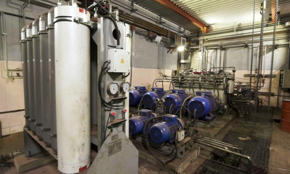 Why Is Industrial Filtration Equipment Critical to Process Reliability in Manufacturing